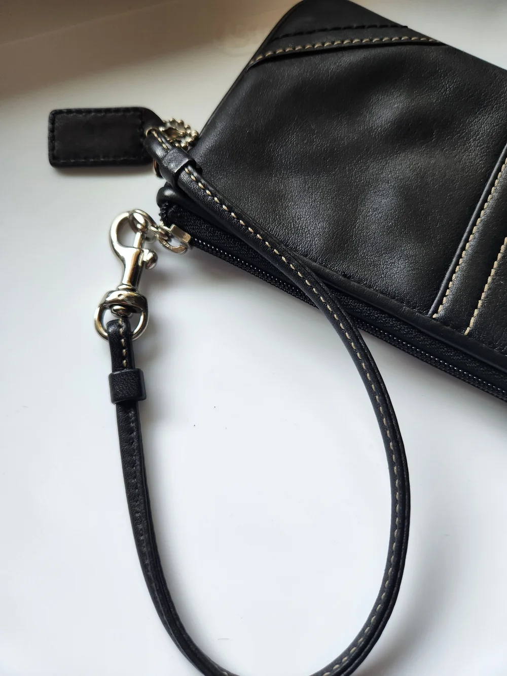 Vintage Coach Black Leather Wristlet